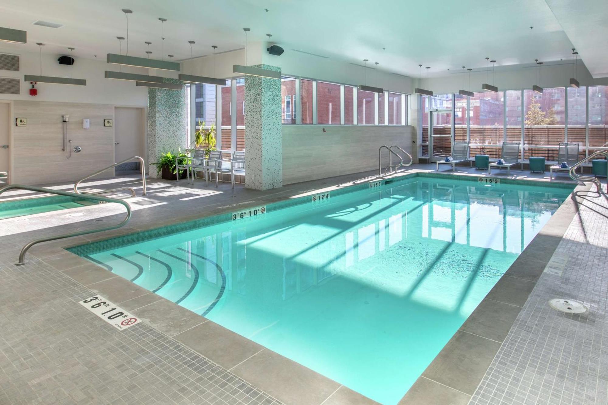 Hotel Hilton Garden Downtown 3*